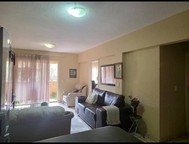 2 BEDROOM APARTMENT FOR SALE IN WILRO PARK